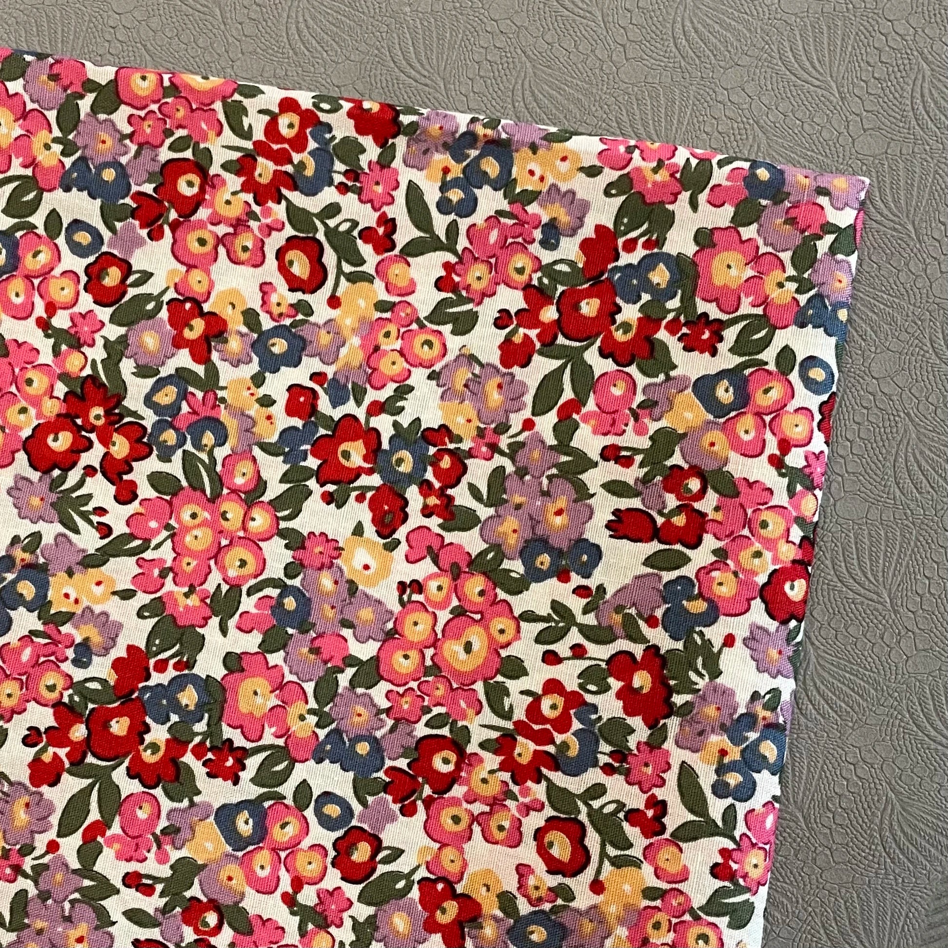 Tissu fleur vintage rose fleur